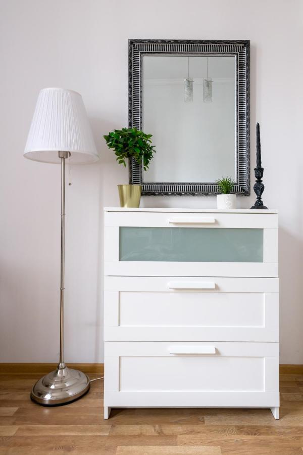 Discover Krakow Apartments - 3 Rakowicka St - Classic Apartments Near Main Station - Netflix Extérieur photo