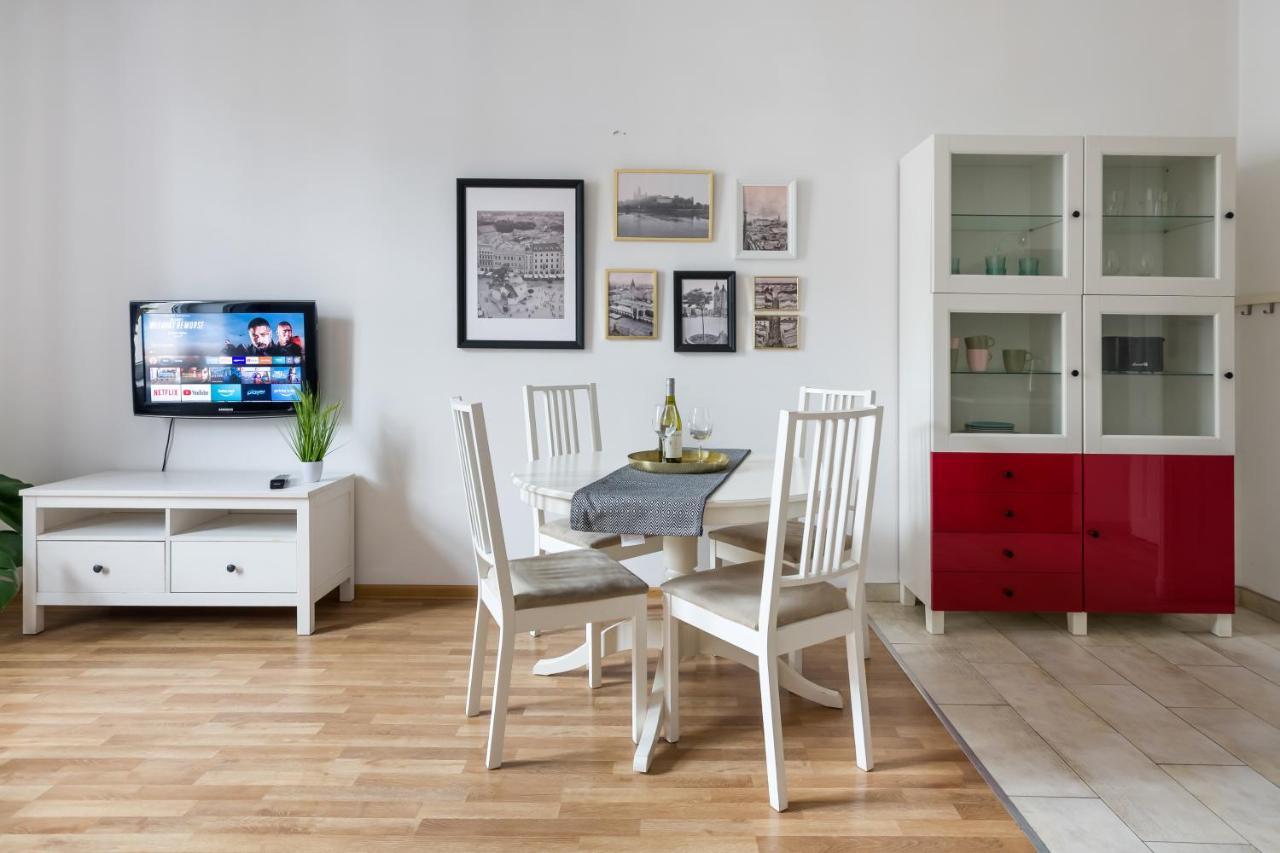 Discover Krakow Apartments - 3 Rakowicka St - Classic Apartments Near Main Station - Netflix Extérieur photo