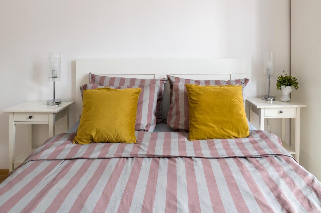 Discover Krakow Apartments - 3 Rakowicka St - Classic Apartments Near Main Station - Netflix Extérieur photo
